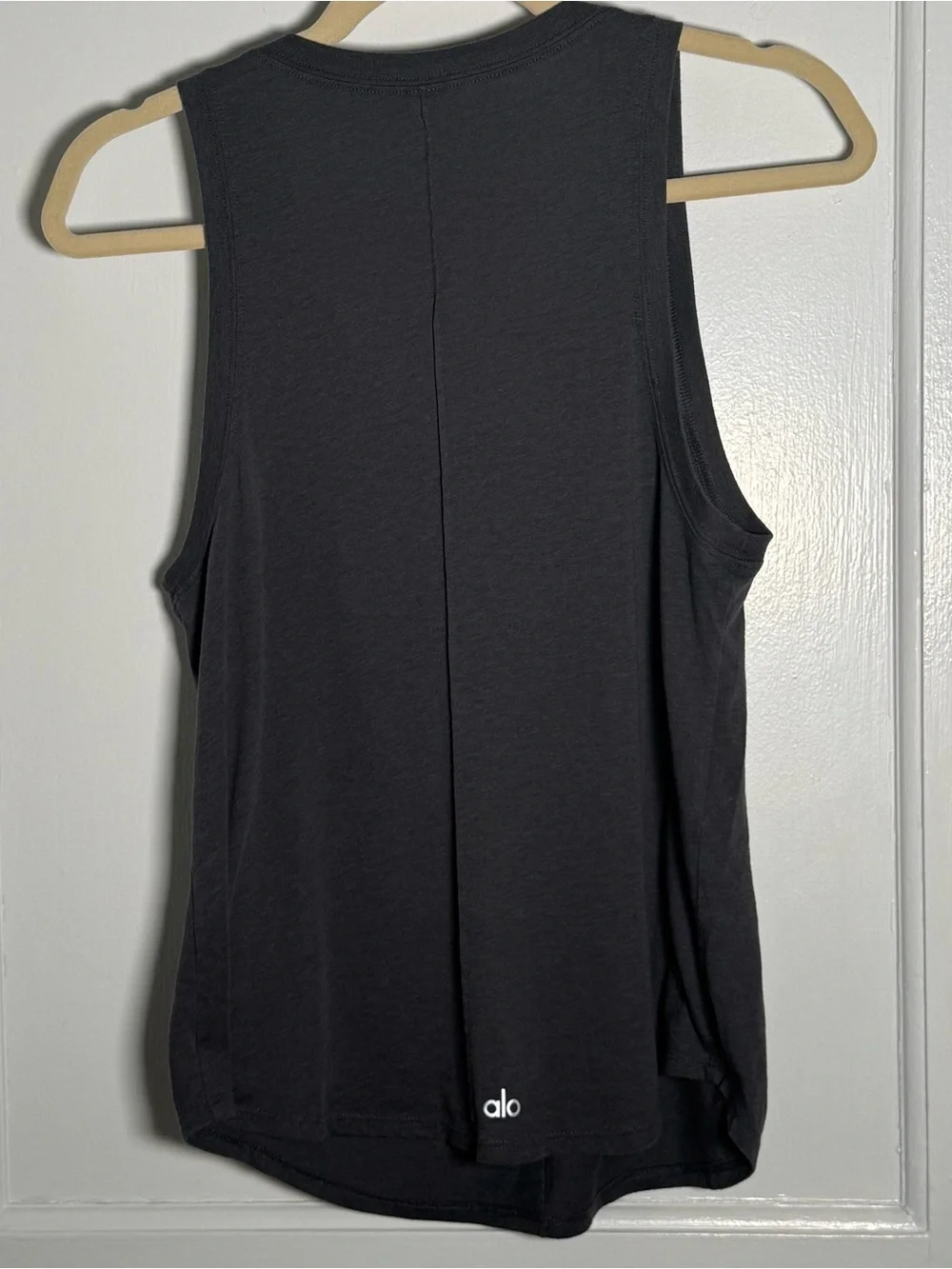 ALO Yoga Scoop Neck Tank Top